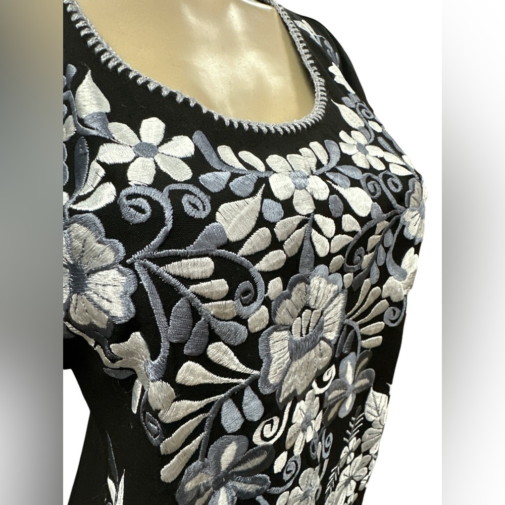 Susana Embroidered Mini Dress - Picture 3 of 8